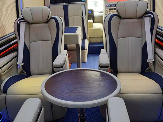 東莞豐田12座蒙娜麗莎租賃、包車