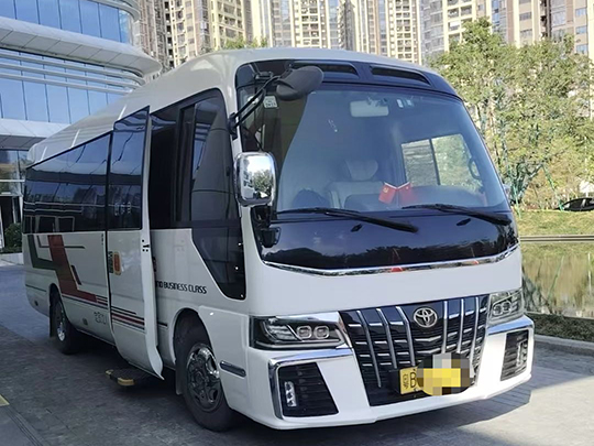 東莞豐田12座蒙娜麗莎出租|租車